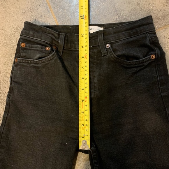 RE/DONE
High-Rise Ankle Cropped Jeans in Black99. Size 25. EUC - Picture 15 of 15